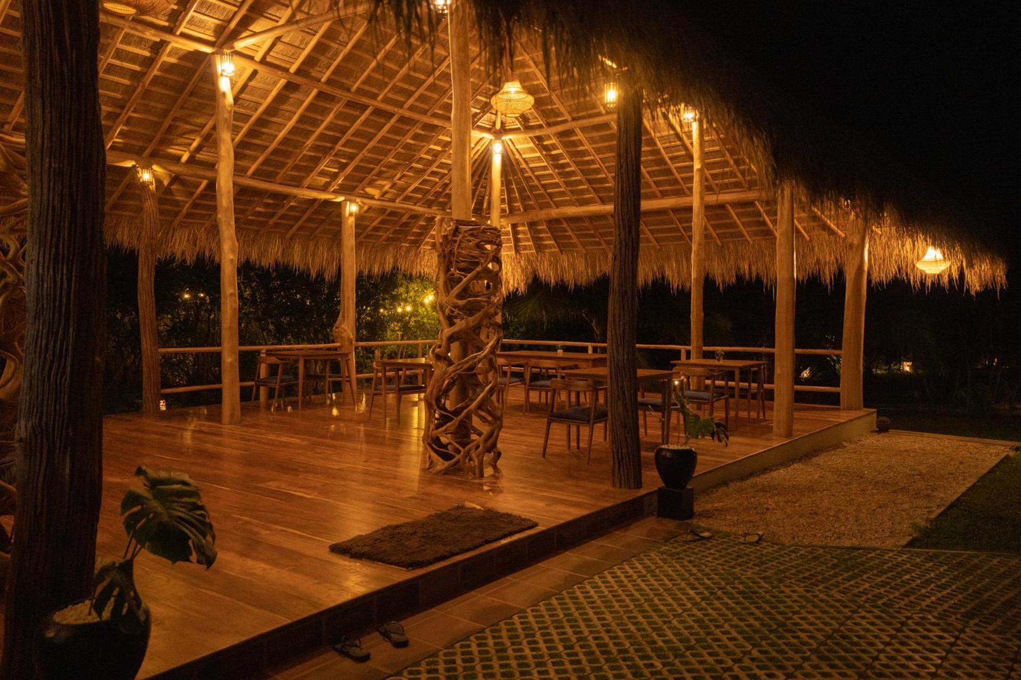 Hotel Omkara Rekawa Tangalle Esterno foto