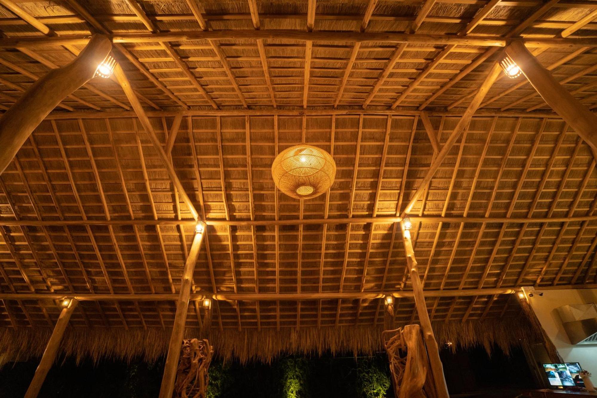 Hotel Omkara Rekawa Tangalle Esterno foto